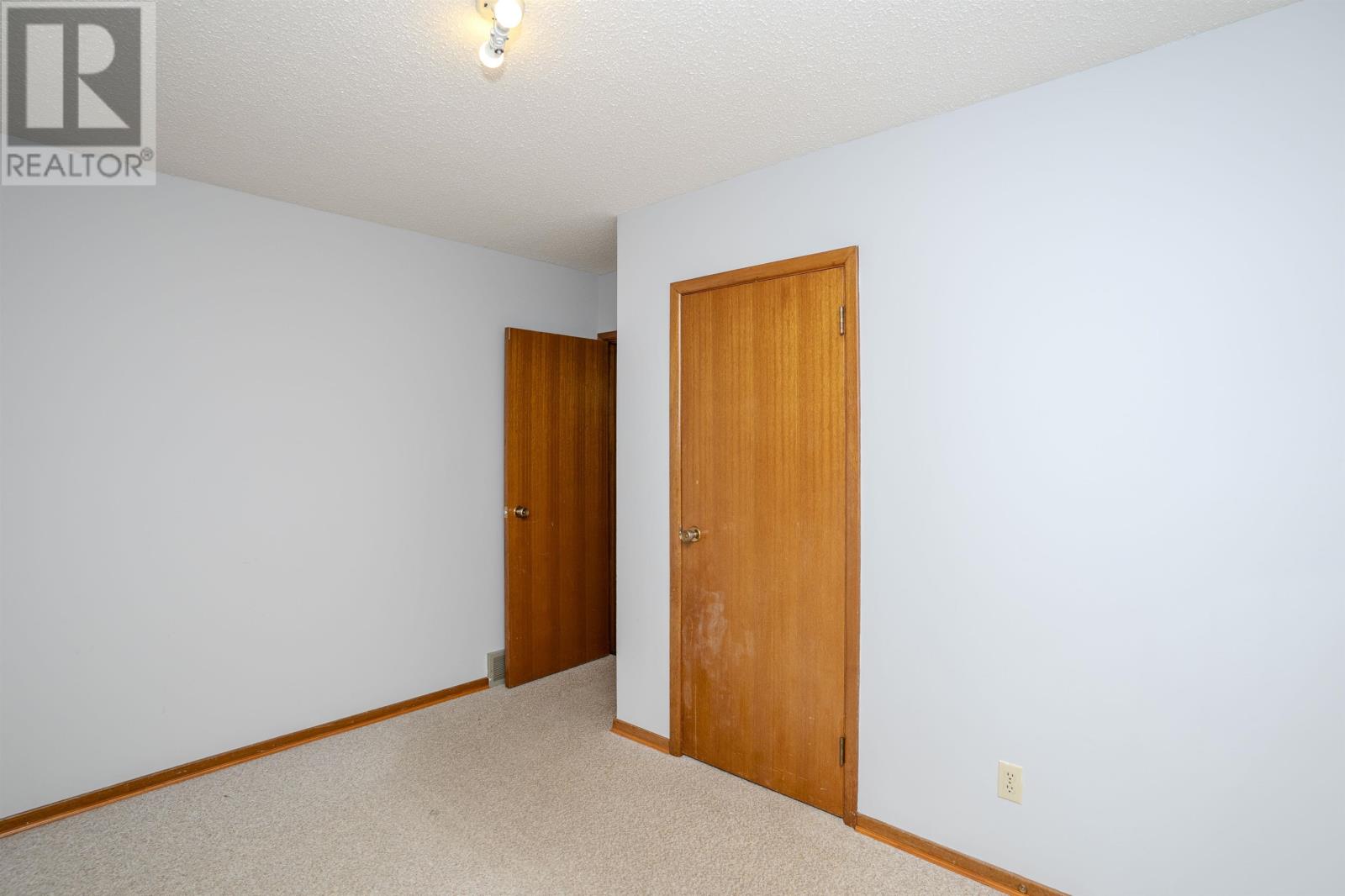 807 Superior Ave, Thunder  Bay, Ontario  P7A 6K3 - Photo 18 - TB253117