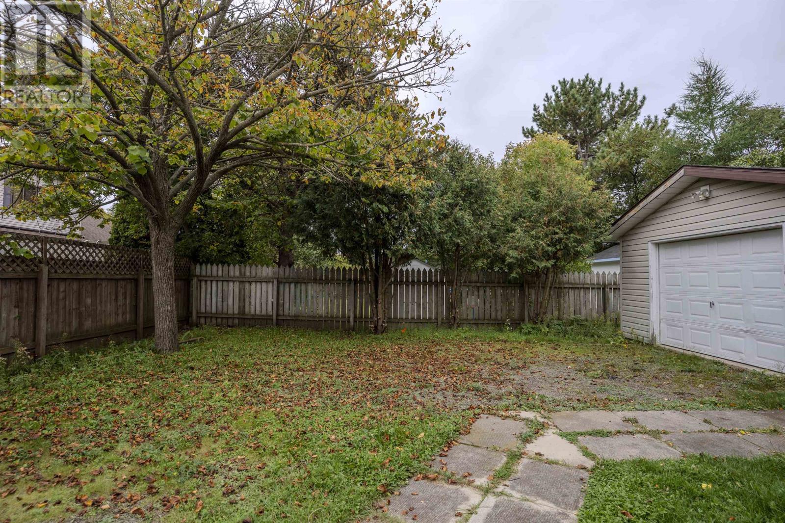 807 Superior Ave, Thunder  Bay, Ontario  P7A 6K3 - Photo 39 - TB253117