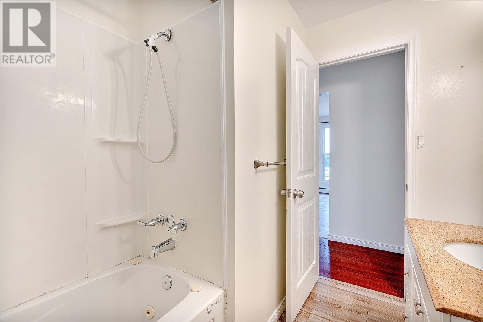98 Heron Drive, Stratford, Prince Edward Island  C1B 2B9 - Photo 18 - 202525916