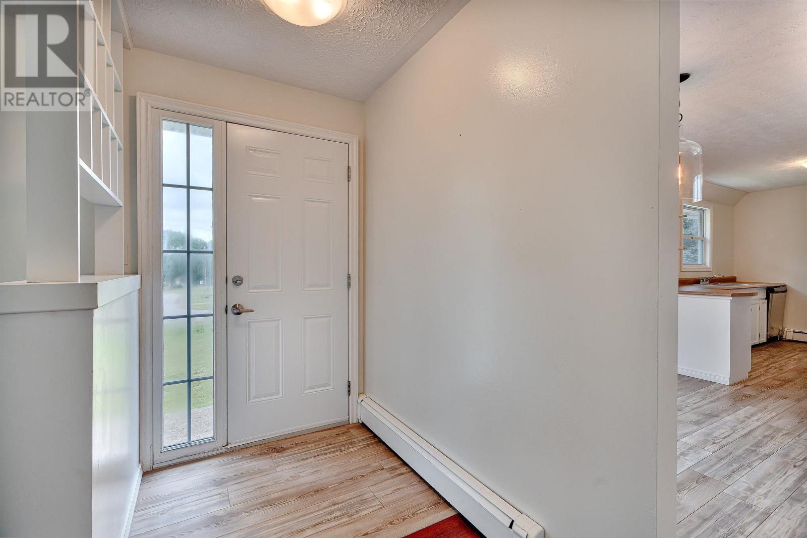 98 Heron Drive, Stratford, Prince Edward Island  C1B 2B9 - Photo 3 - 202525916