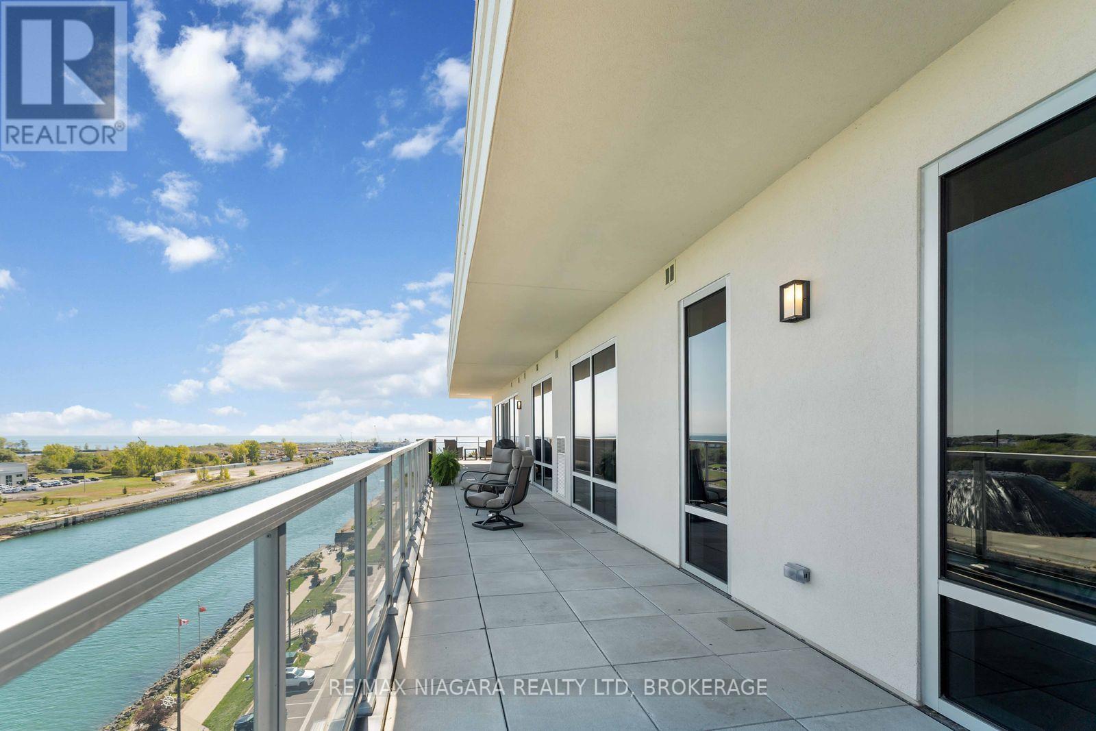 Penthouse Unit 903 - 118 West Street, Port Colborne, Ontario  L3K 4C9 - Photo 41 - X12464781