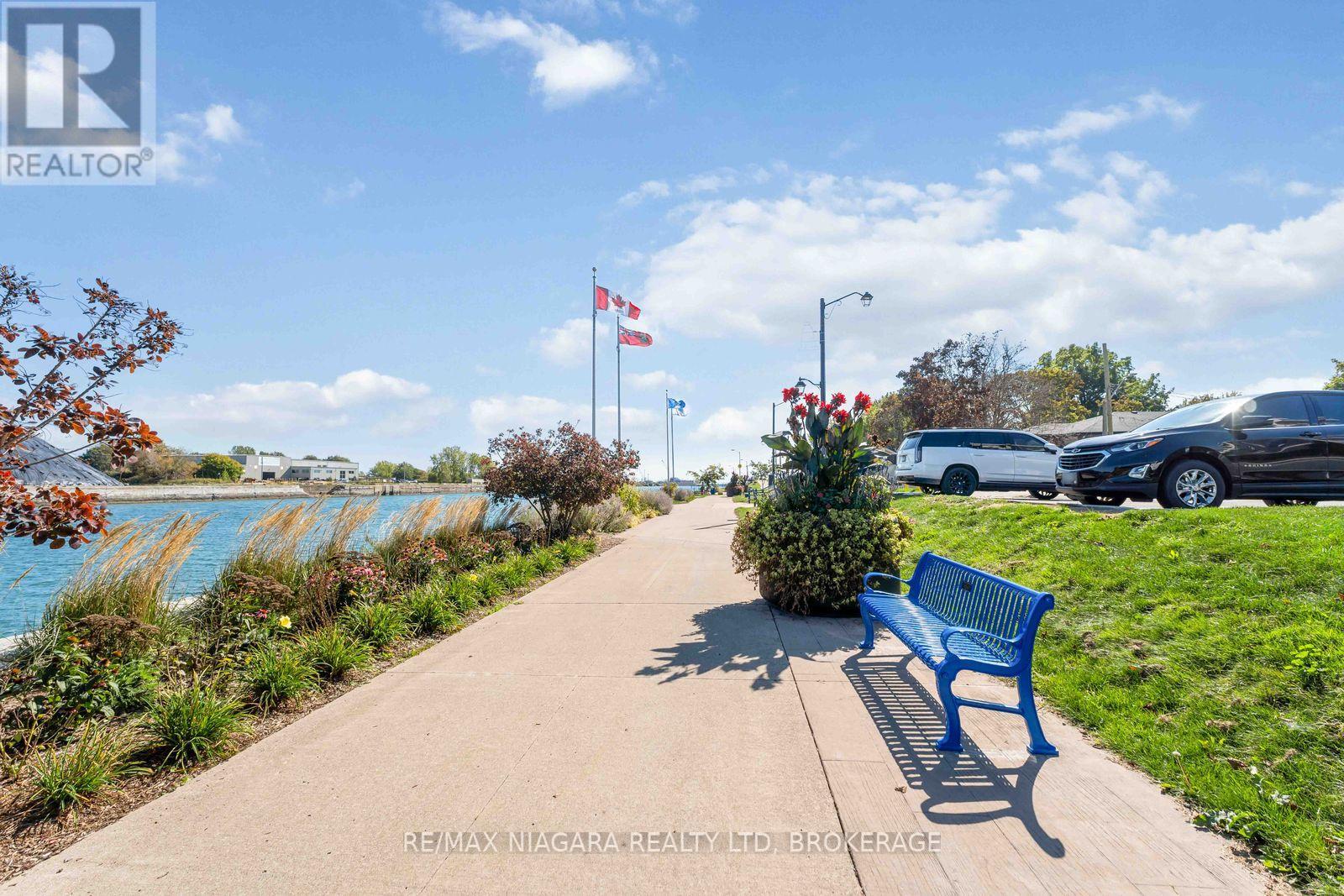 Penthouse Unit 903 - 118 West Street, Port Colborne, Ontario  L3K 4C9 - Photo 47 - X12464781