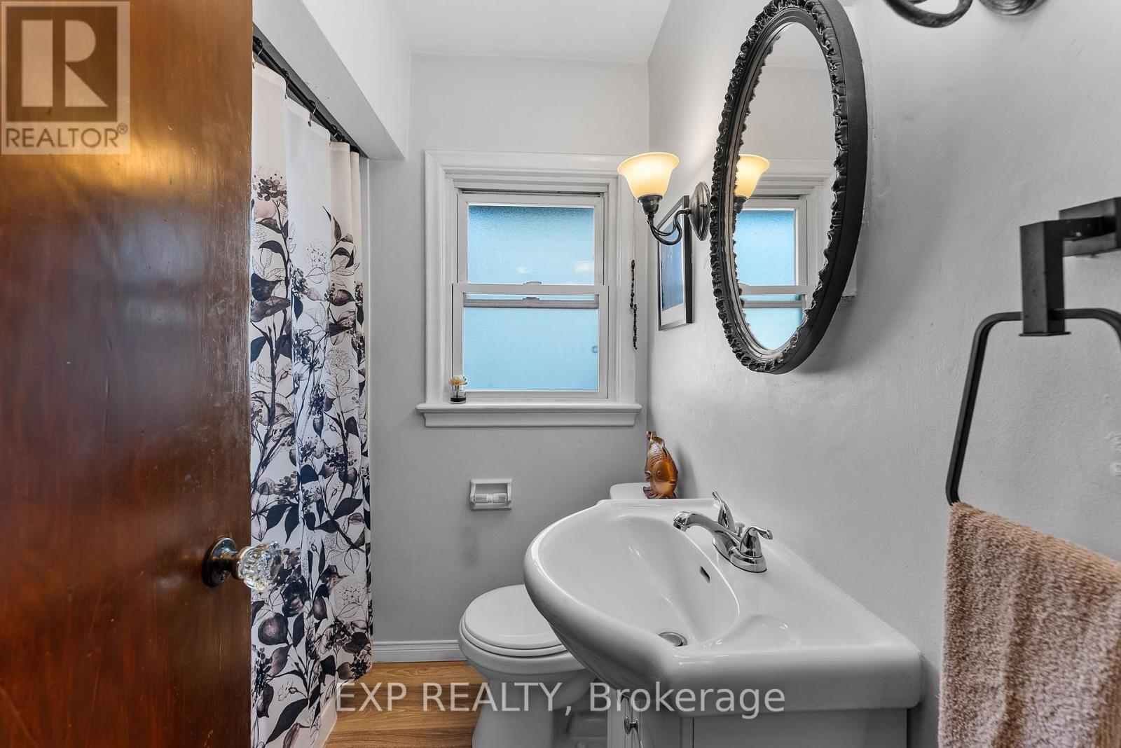 304 Kingsway Street, Welland, Ontario  L3B 3N9 - Photo 16 - X12464804