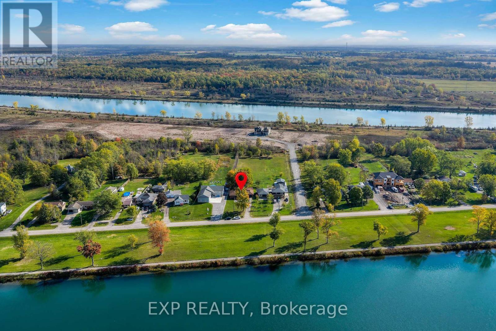 304 Kingsway Street, Welland, Ontario  L3B 3N9 - Photo 2 - X12464804