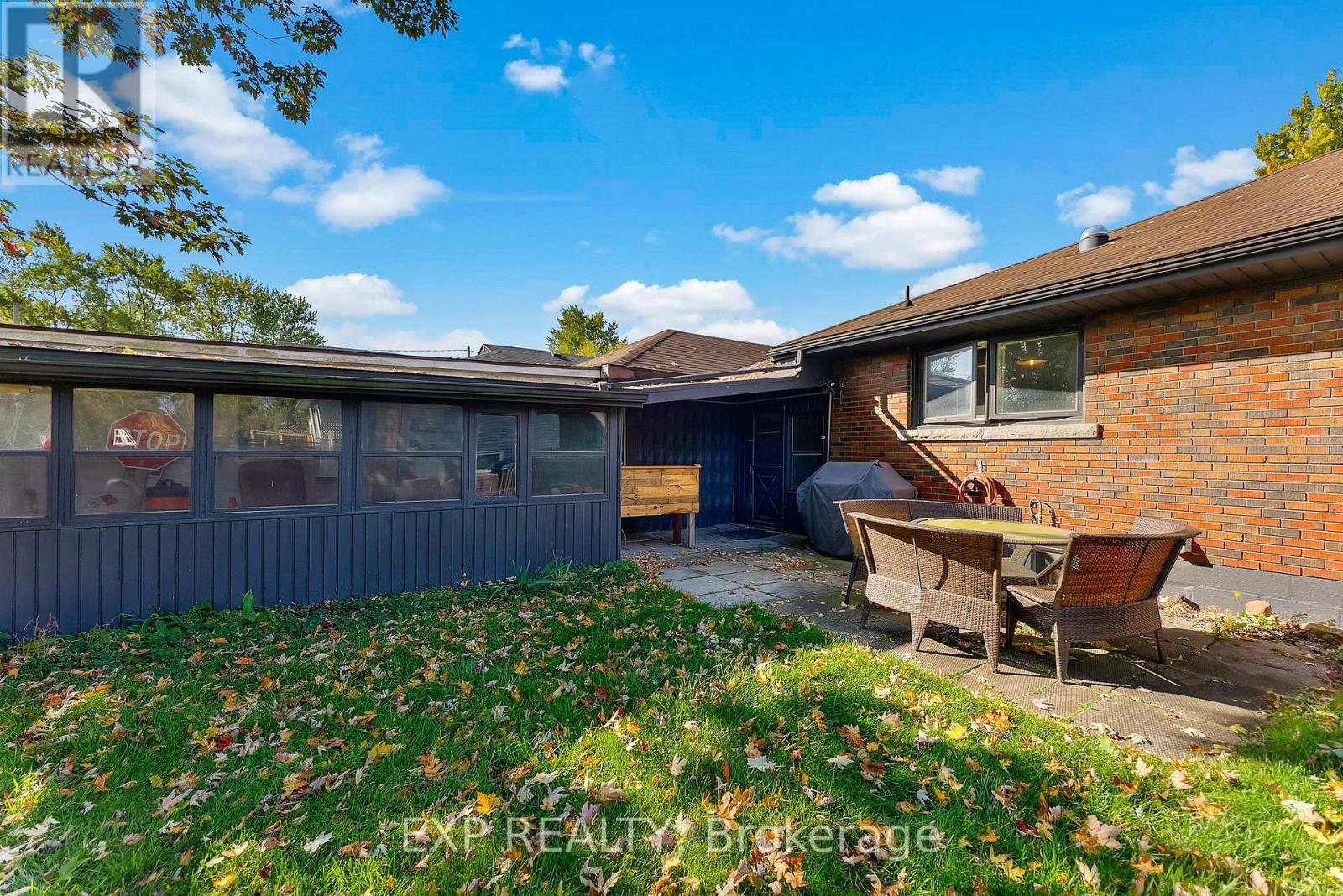 304 Kingsway Street, Welland, Ontario  L3B 3N9 - Photo 23 - X12464804