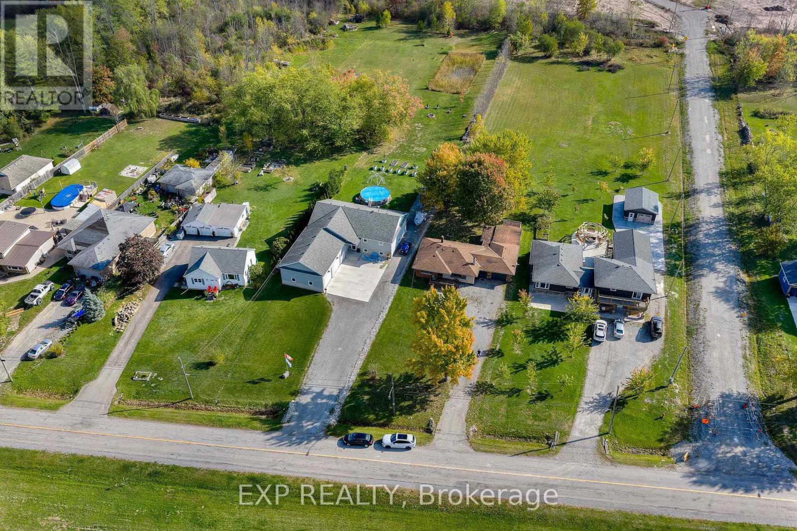 304 Kingsway Street, Welland, Ontario  L3B 3N9 - Photo 3 - X12464804