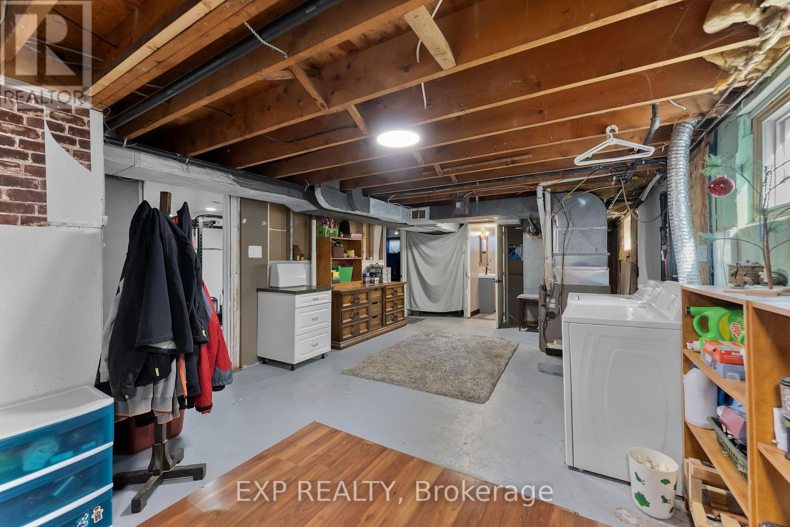 304 Kingsway Street, Welland, Ontario  L3B 3N9 - Photo 30 - X12464804