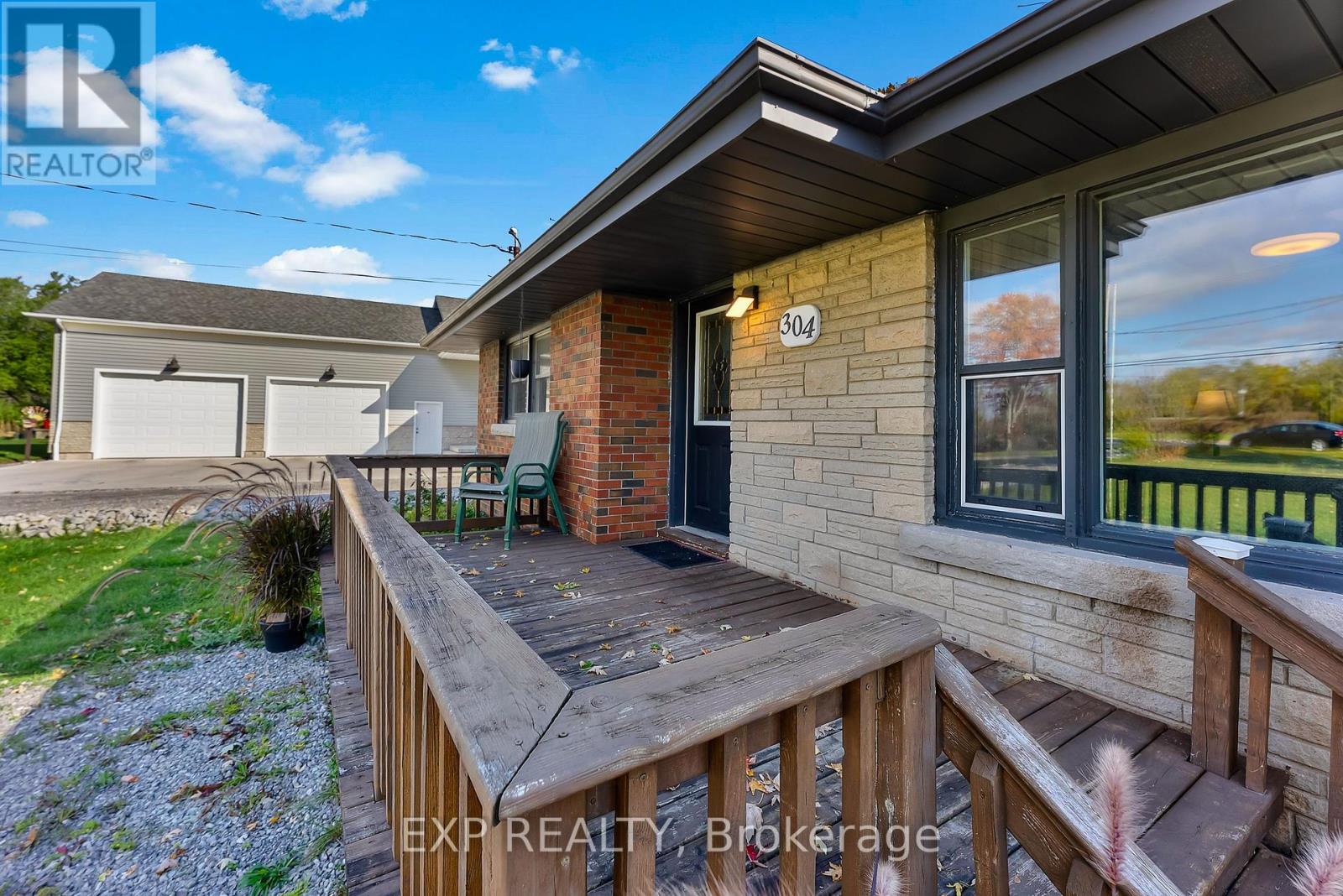 304 Kingsway Street, Welland, Ontario  L3B 3N9 - Photo 5 - X12464804