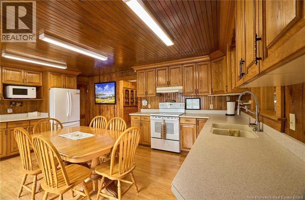 113 Regent Street, Woodstock, New Brunswick  E7M 5Z6 - Photo 16 - NB126531