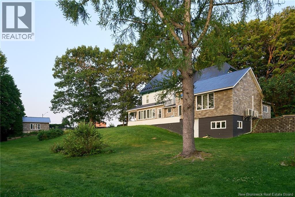 113 Regent Street, Woodstock, New Brunswick  E7M 5Z6 - Photo 4 - NB126531