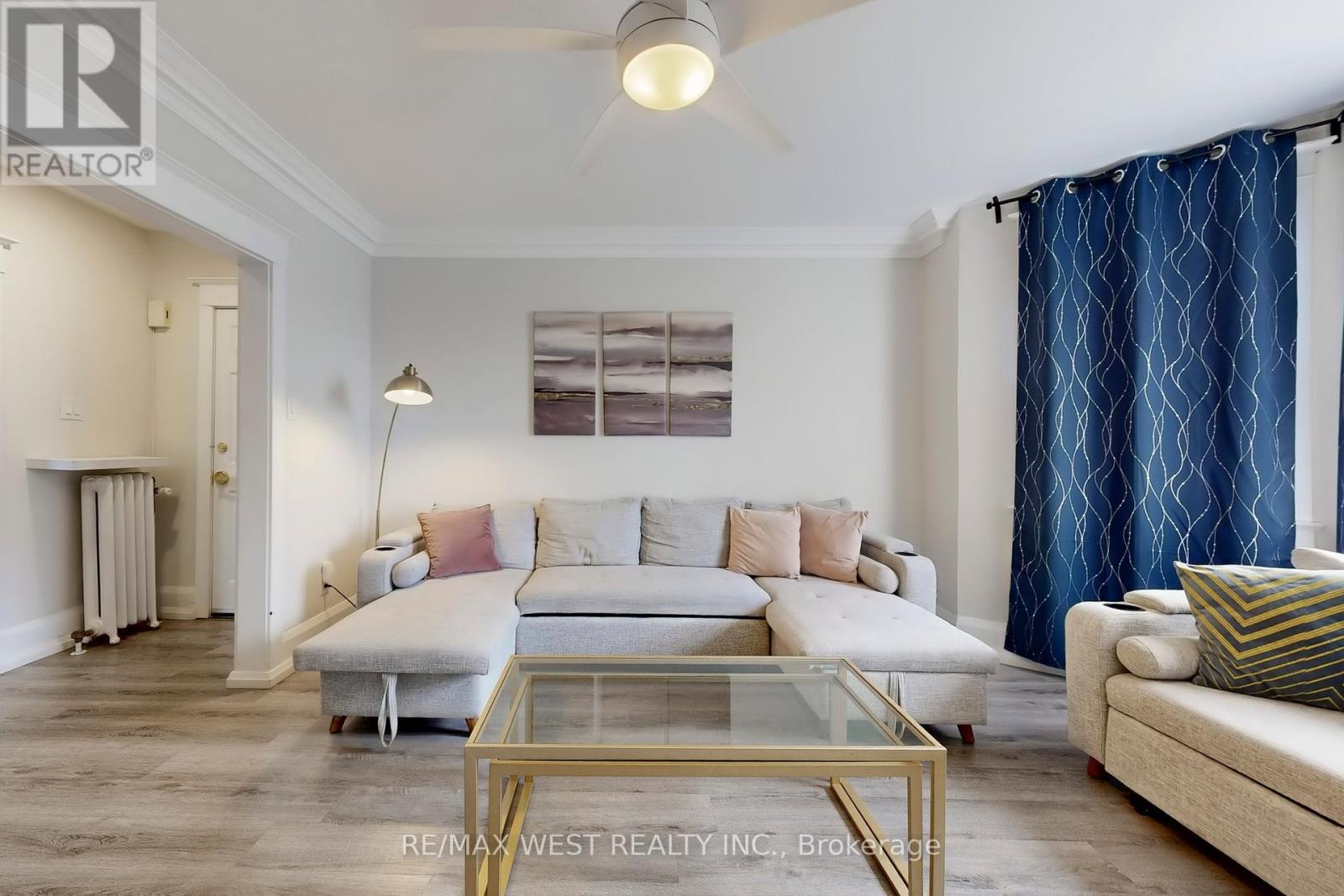 Building 1 Unit 5 - 9 Humewood Court, Toronto, Ontario  M6C 1C9 - Photo 6 - C12464786