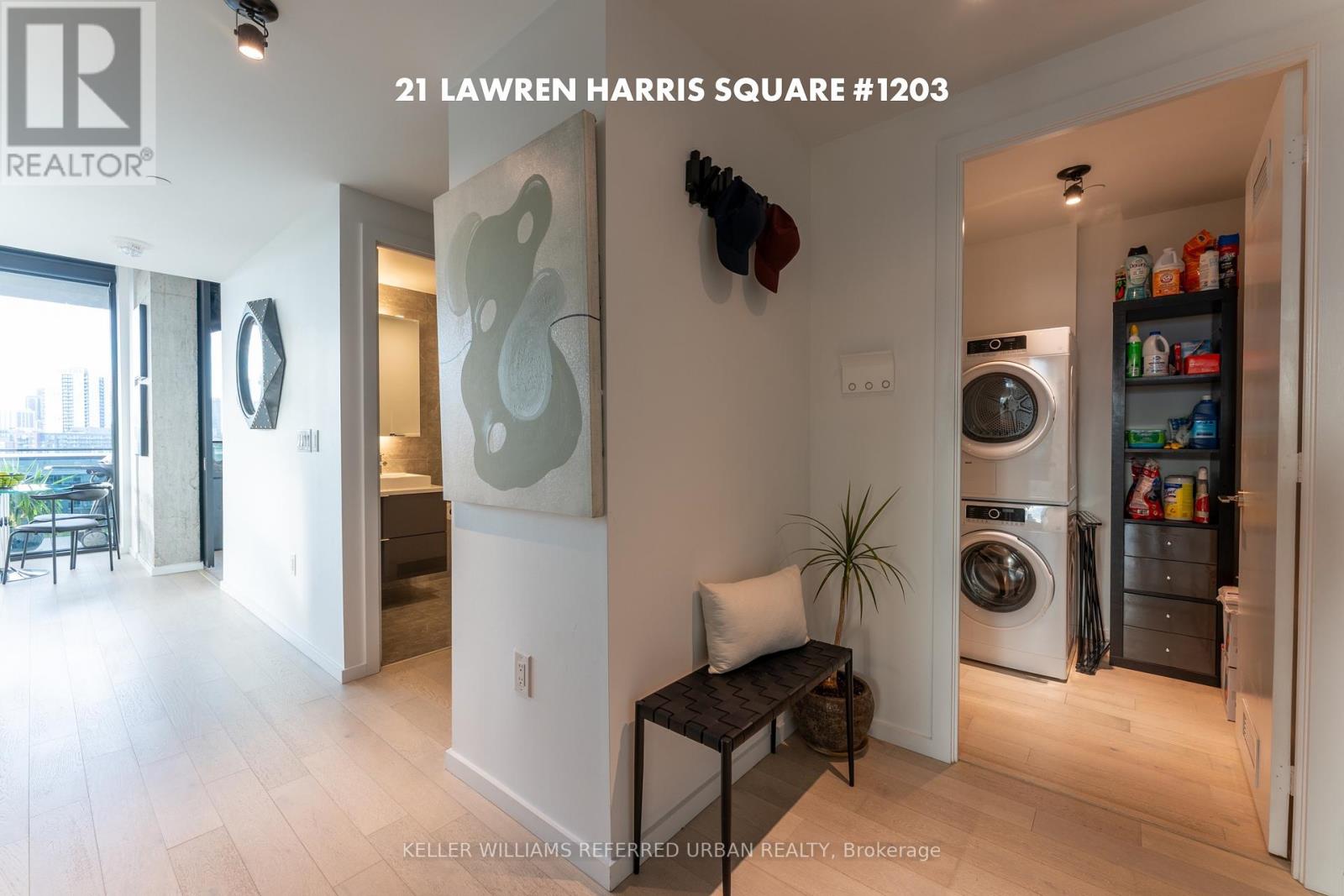 1203 - 21 Lawren Harris Square, Toronto, Ontario  M5A 0T4 - Photo 17 - C12464793