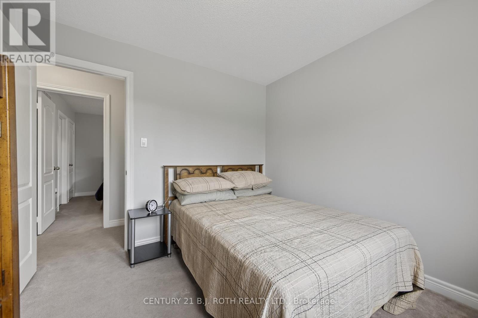 655 Glen Cedar Crescent, Innisfil, Ontario  L9S 2J5 - Photo 26 - N12464785
