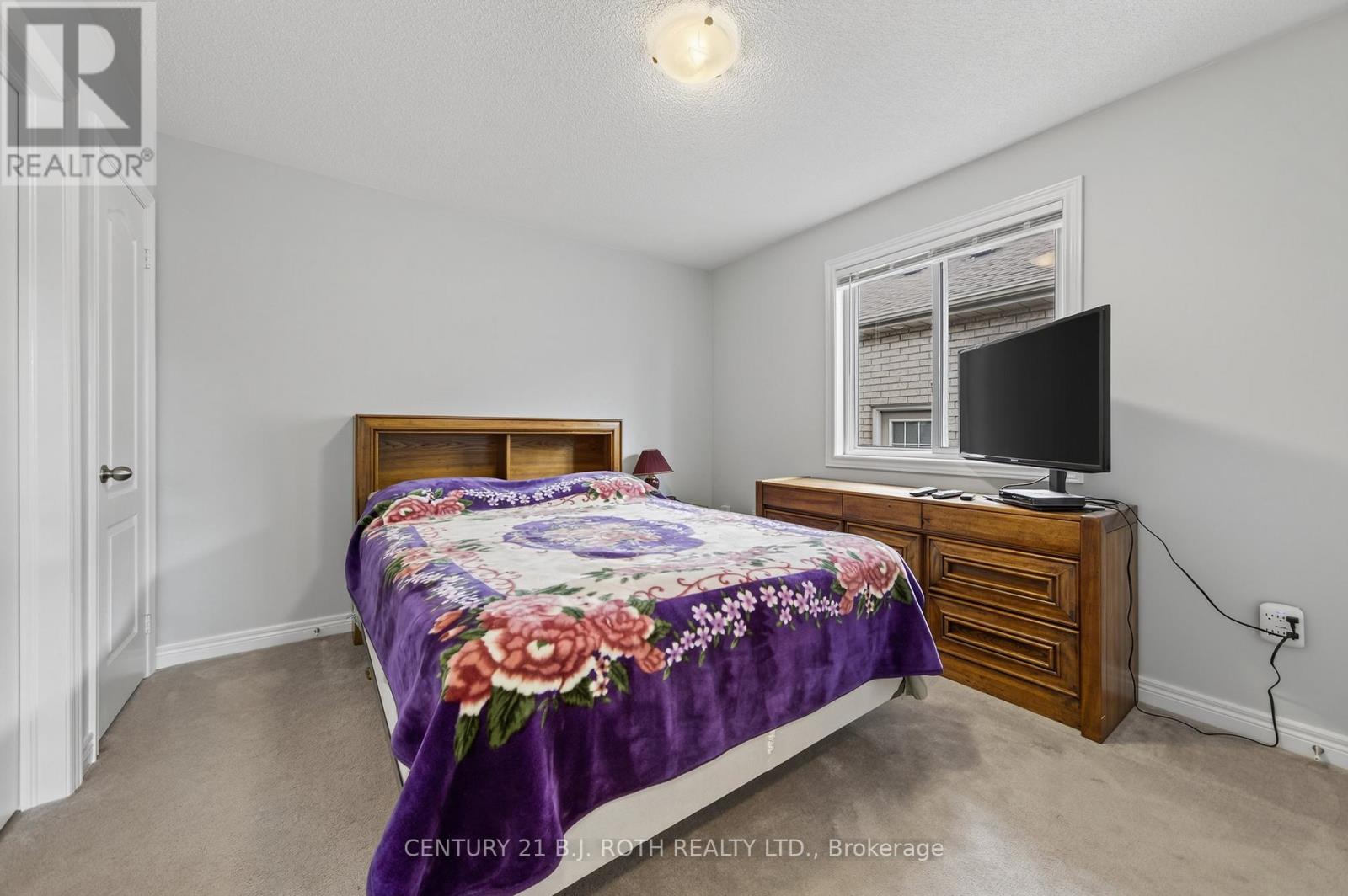 655 Glen Cedar Crescent, Innisfil, Ontario  L9S 2J5 - Photo 28 - N12464785