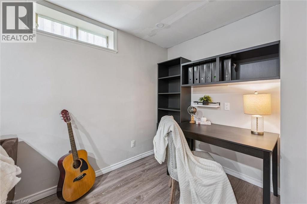372 Imperial Road S, Guelph, Ontario  N1K 1L4 - Photo 29 - 40778718