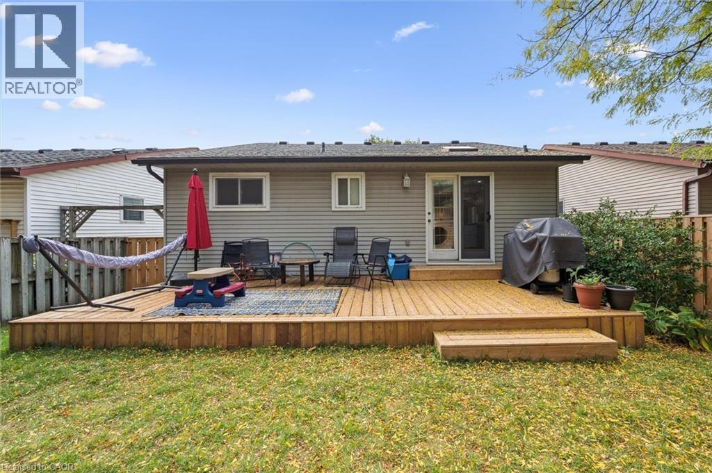 372 Imperial Road S, Guelph, Ontario  N1K 1L4 - Photo 39 - 40778718