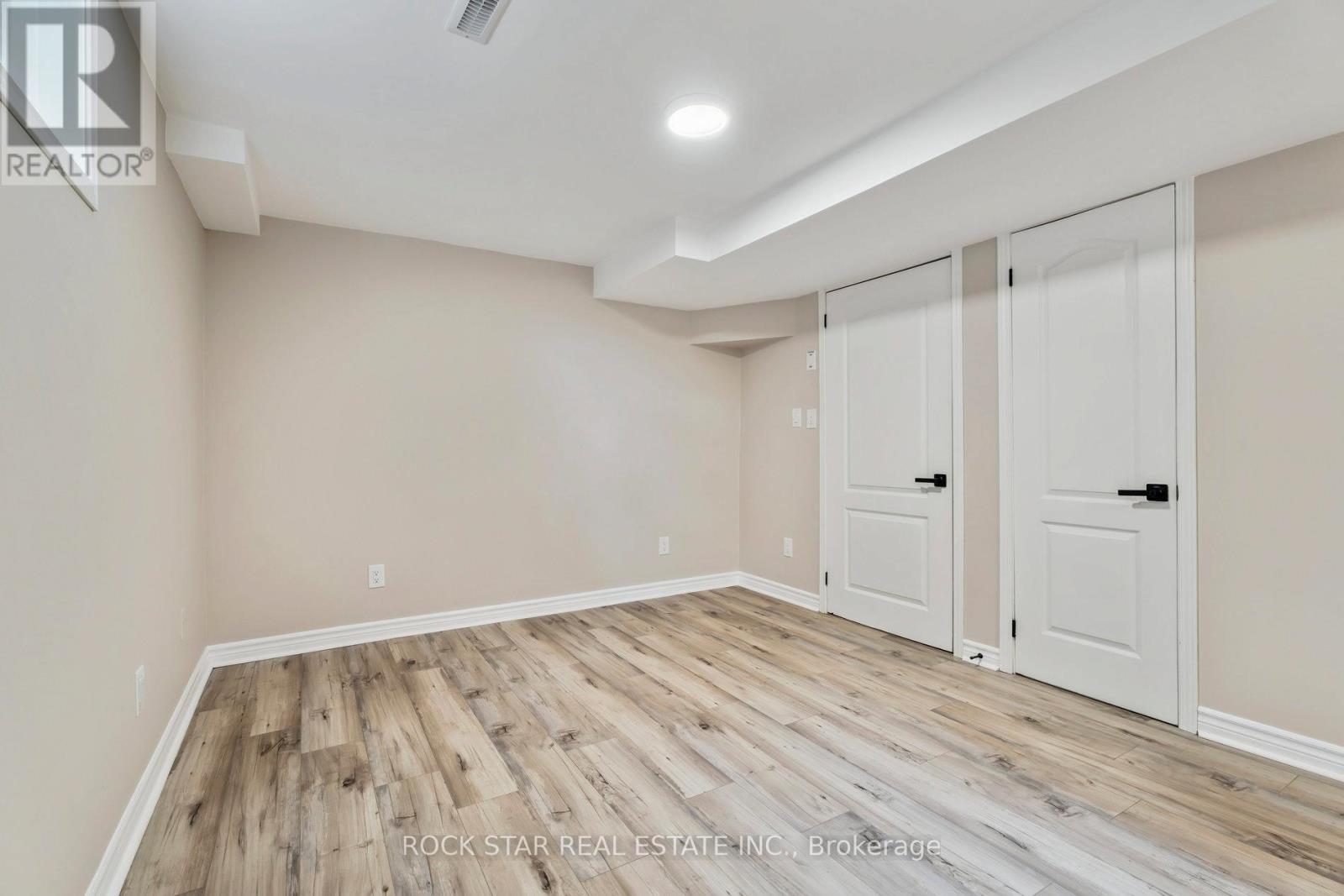 8 Ginger Drive, Barrie, Ontario  L4N 9Z2 - Photo 14 - S12464797