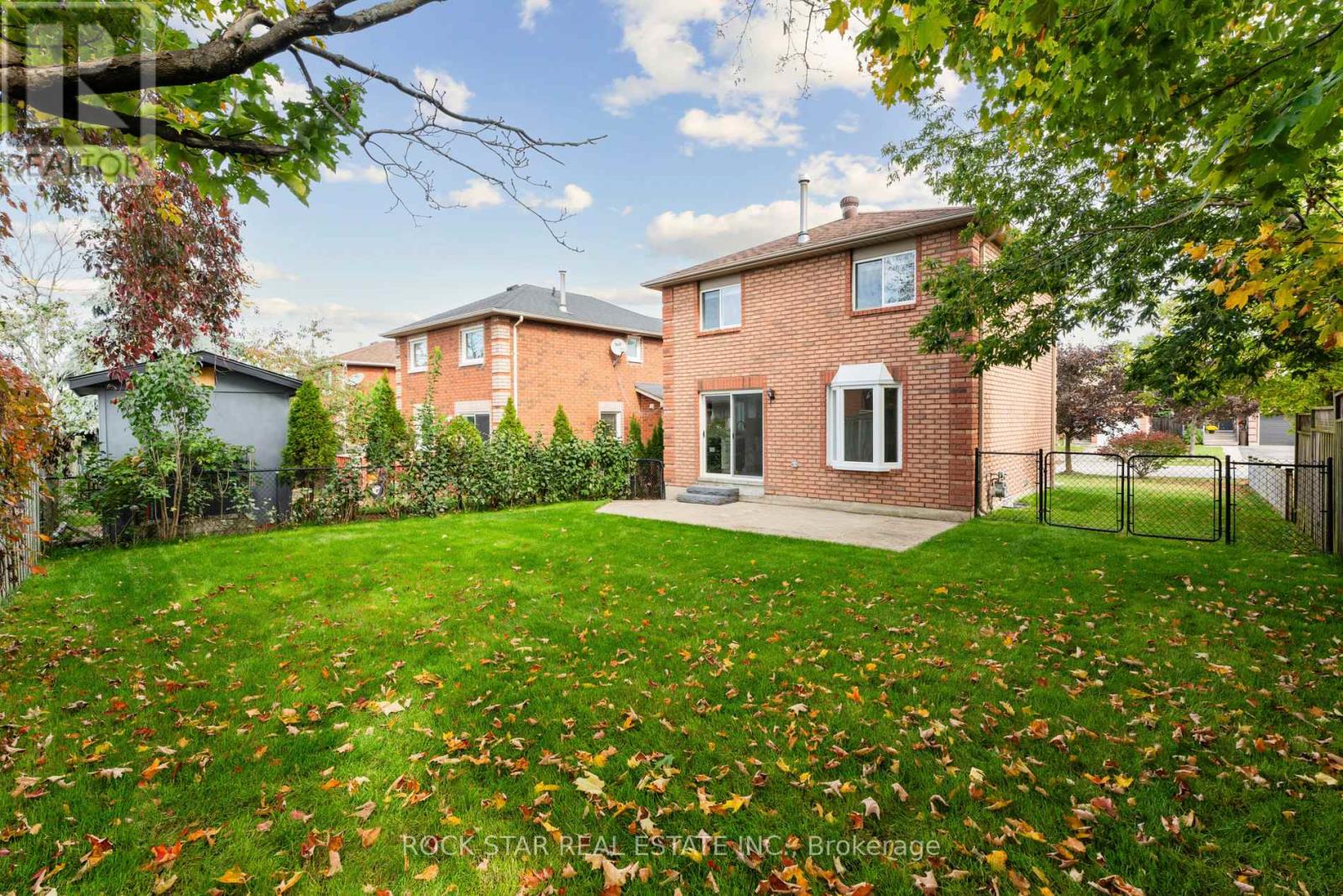 8 Ginger Drive, Barrie, Ontario  L4N 9Z2 - Photo 18 - S12464797