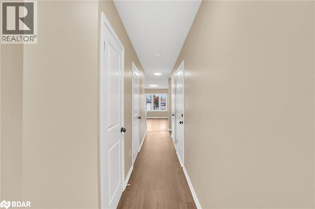 933 Zeller Crescent, Kitchener, Ontario  N2A 0C7 - Photo 3 - 40778259