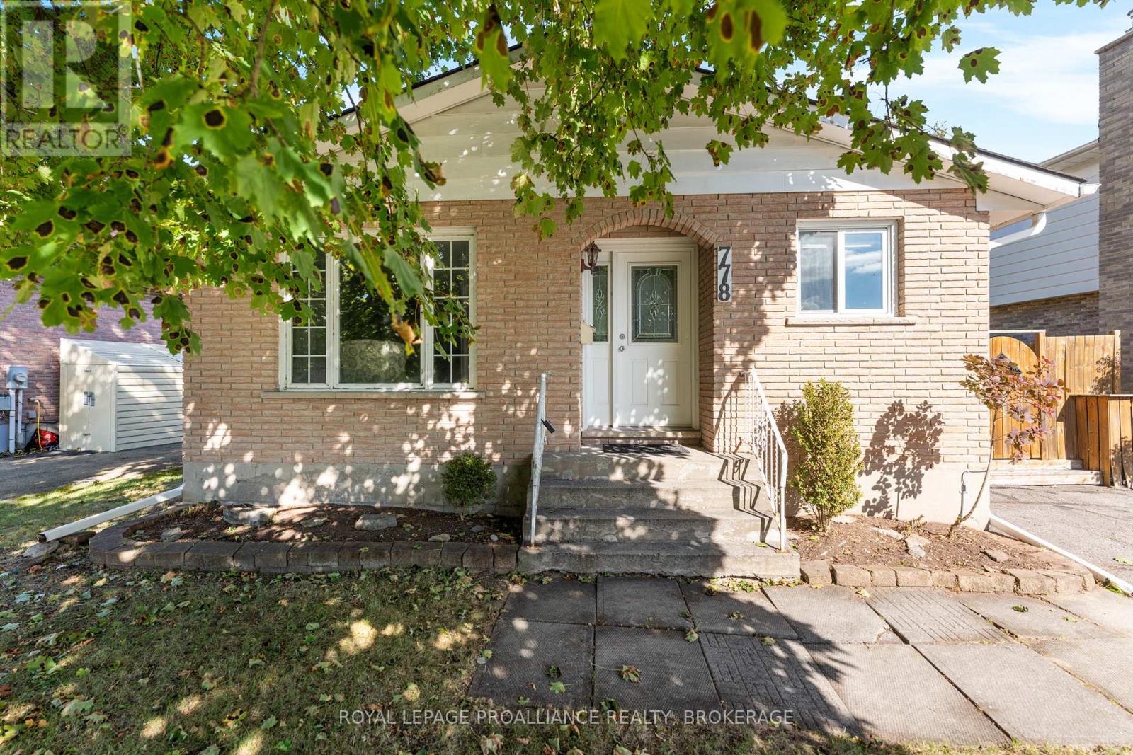 778 Cedarwood Drive, Kingston, Ontario  K7P 1M7 - Photo 1 - X12464860