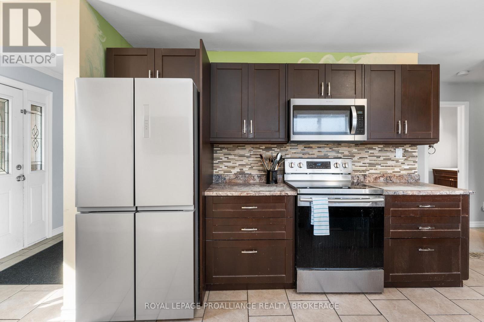 778 Cedarwood Drive, Kingston, Ontario  K7P 1M7 - Photo 14 - X12464860