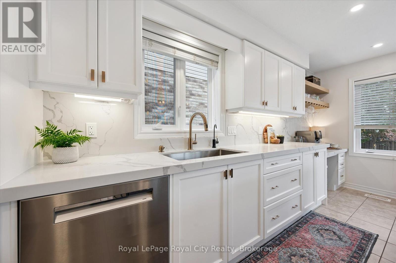 38 Baxter Drive, Guelph, Ontario  N1L 0C8 - Photo 13 - X12464829