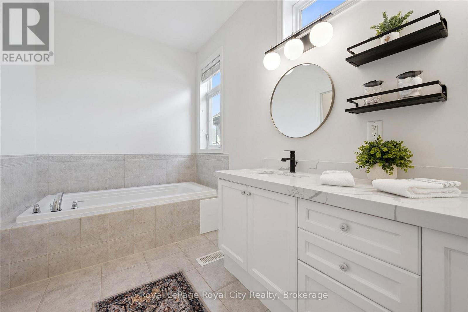 38 Baxter Drive, Guelph, Ontario  N1L 0C8 - Photo 20 - X12464829