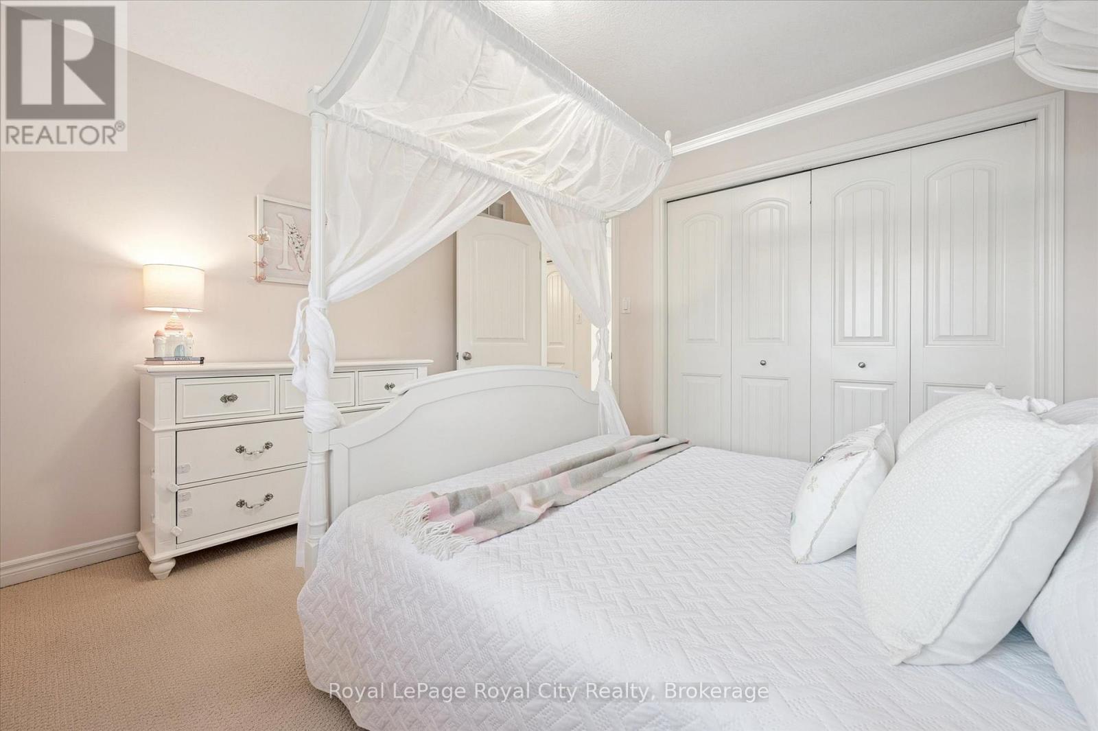 38 Baxter Drive, Guelph, Ontario  N1L 0C8 - Photo 24 - X12464829