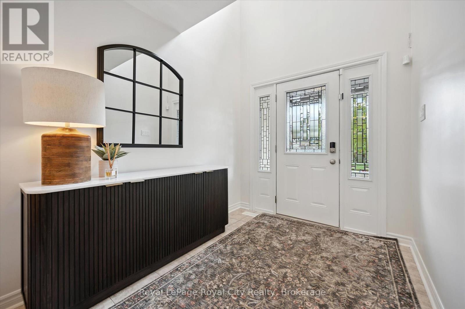 38 Baxter Drive, Guelph, Ontario  N1L 0C8 - Photo 3 - X12464829