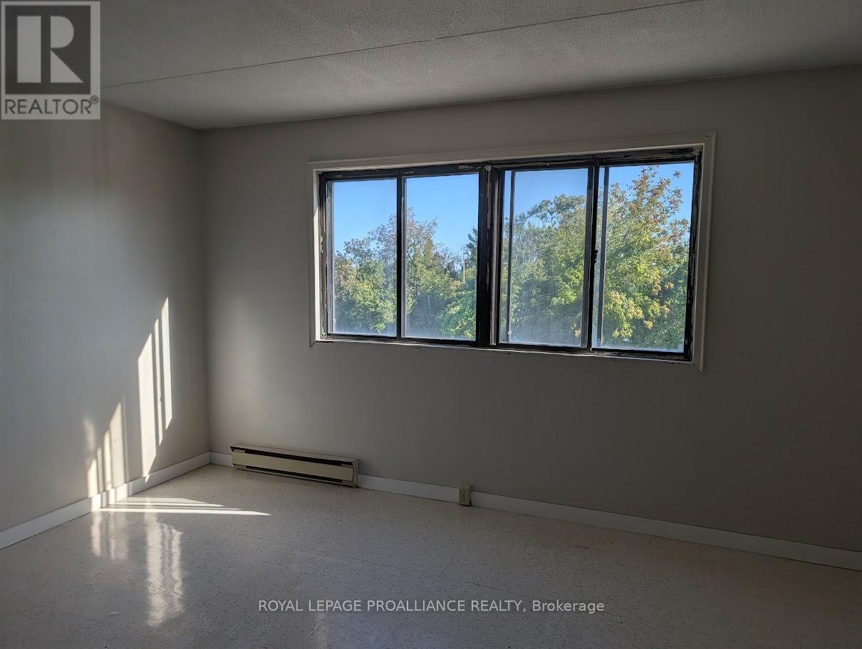34 - 1837 Lansdowne Street W, Peterborough, Ontario  K9K 1R4 - Photo 3 - X12464851