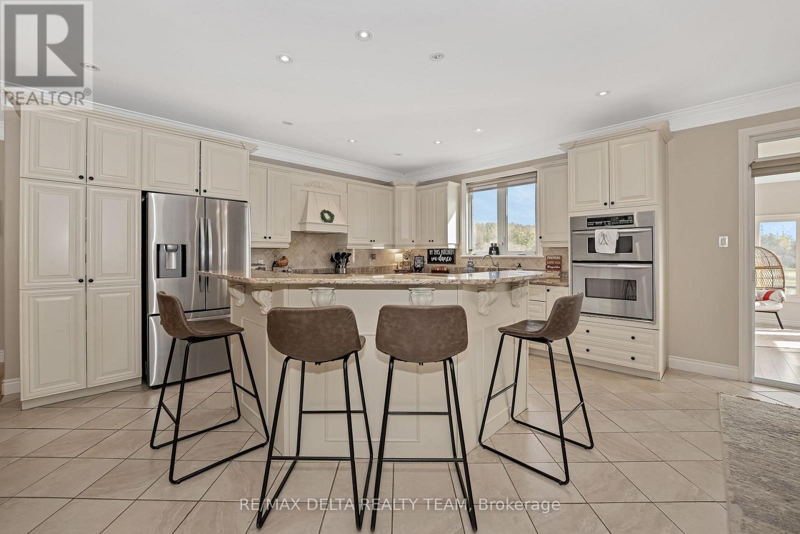 3782 Etienne Road, Ottawa, Ontario  K0A 3E0 - Photo 13 - X12464826