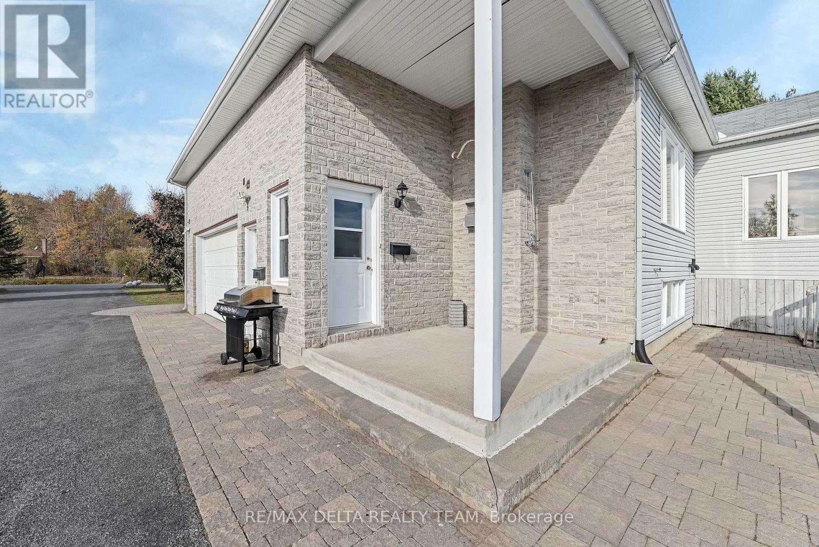 3782 Etienne Road, Ottawa, Ontario  K0A 3E0 - Photo 34 - X12464826