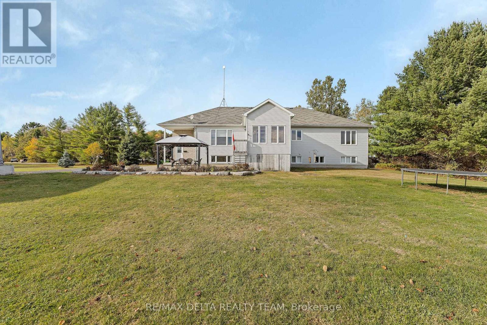 3782 Etienne Road, Ottawa, Ontario  K0A 3E0 - Photo 37 - X12464826