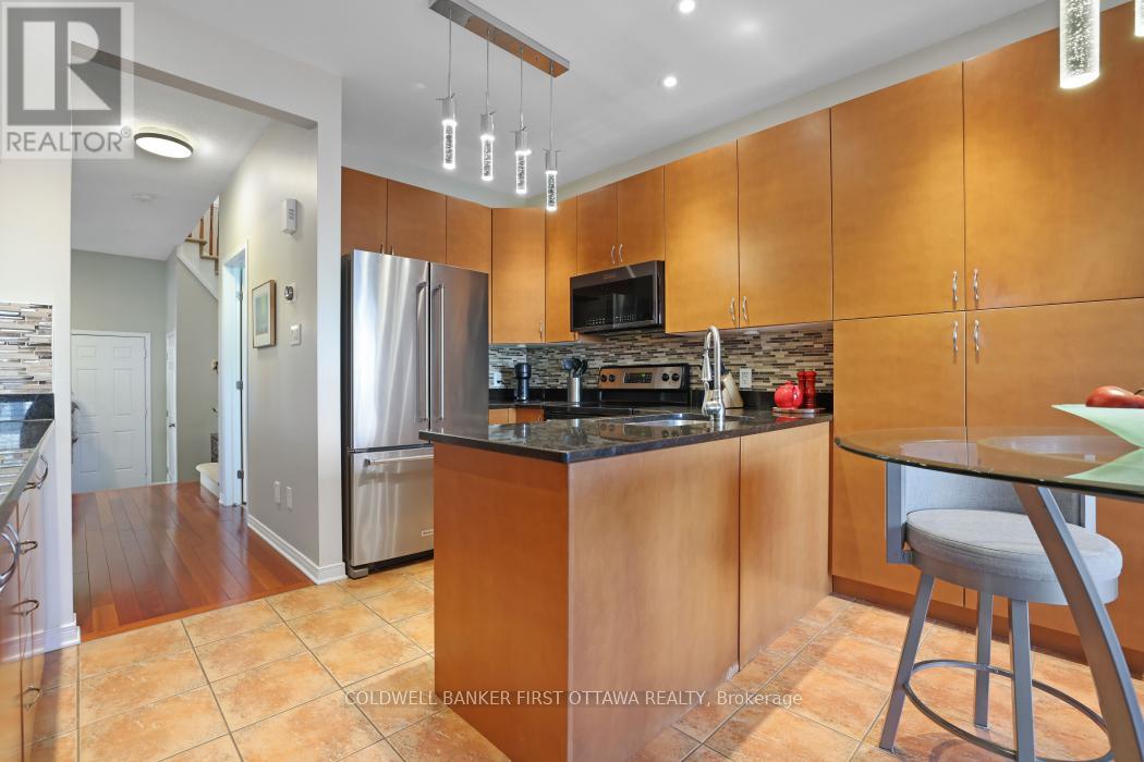 104 Streamside Crescent, Ottawa, Ontario  K2W 0A9 - Photo 18 - X12464832