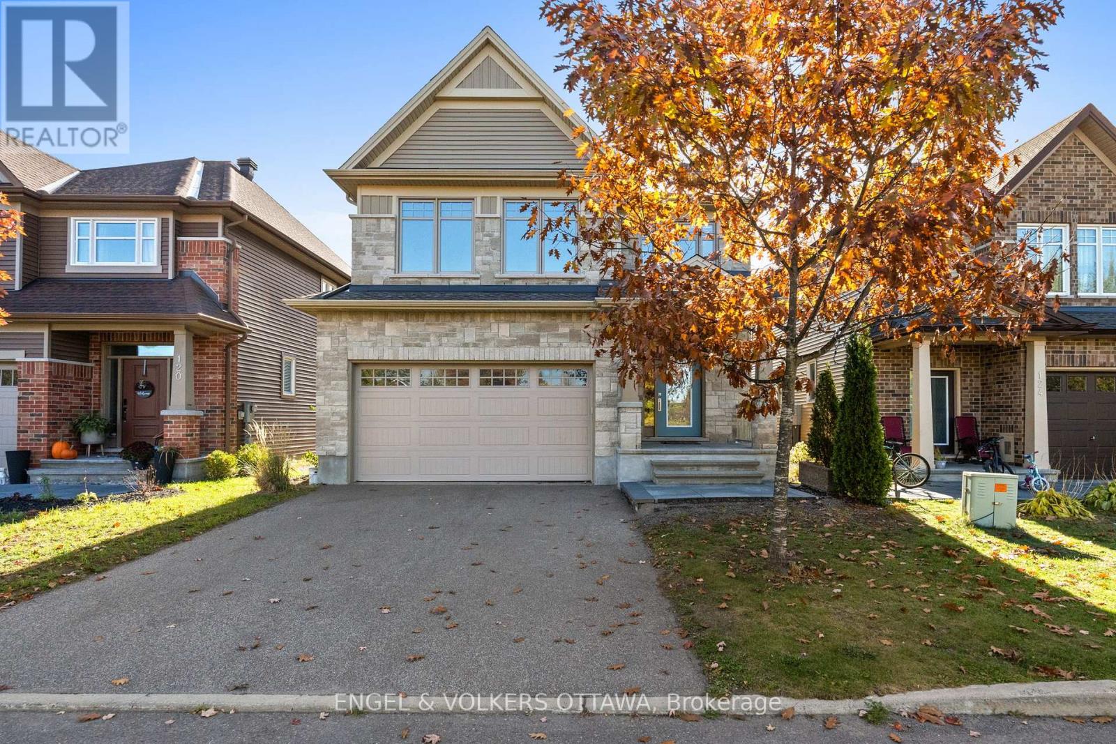 122 HELEN RAPP WAY, Ottawa, Ontario