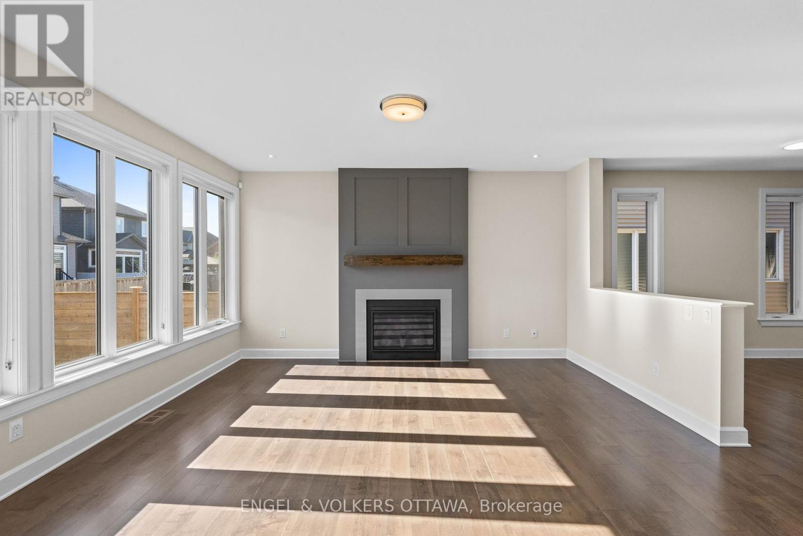 122 Helen Rapp Way, Ottawa, Ontario  K1T 0N4 - Photo 12 - X12464844