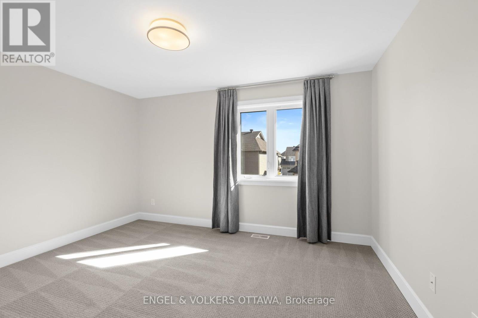 122 Helen Rapp Way, Ottawa, Ontario  K1T 0N4 - Photo 31 - X12464844