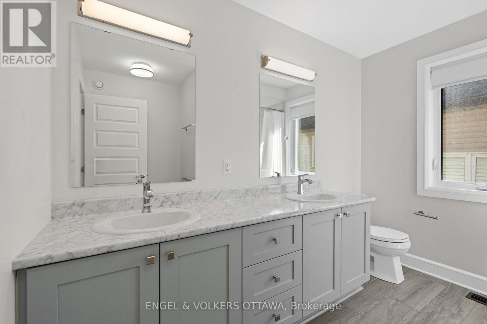 122 Helen Rapp Way, Ottawa, Ontario  K1T 0N4 - Photo 36 - X12464844