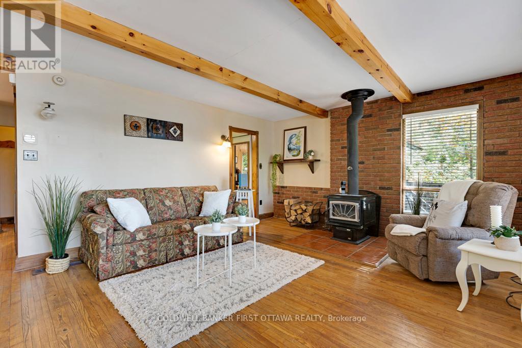 2234a Grindstone Lake Road, Frontenac (Frontenac North), Ontario  K0H 2M0 - Photo 8 - X12464875