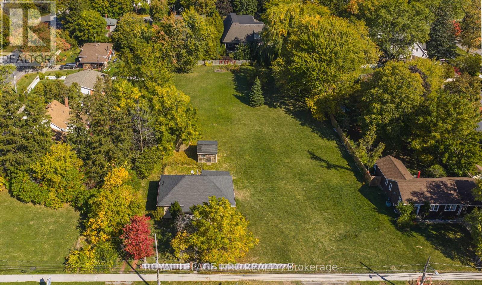 223-227 Mary Street, Niagara-On-The-Lake, Ontario  L0S 1J0 - Photo 5 - X12464816