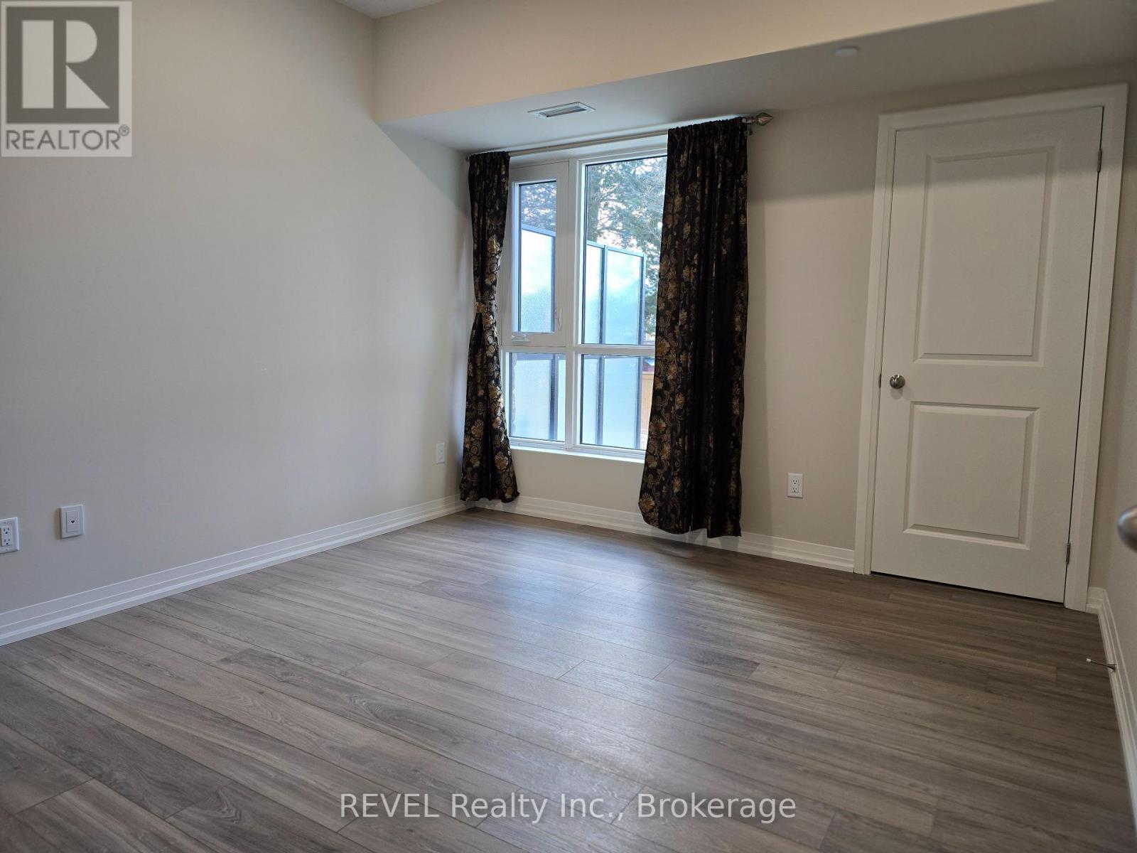 140 - 50 Herrick Avenue, St. Catharines, Ontario  L2P 0G3 - Photo 10 - X12464838