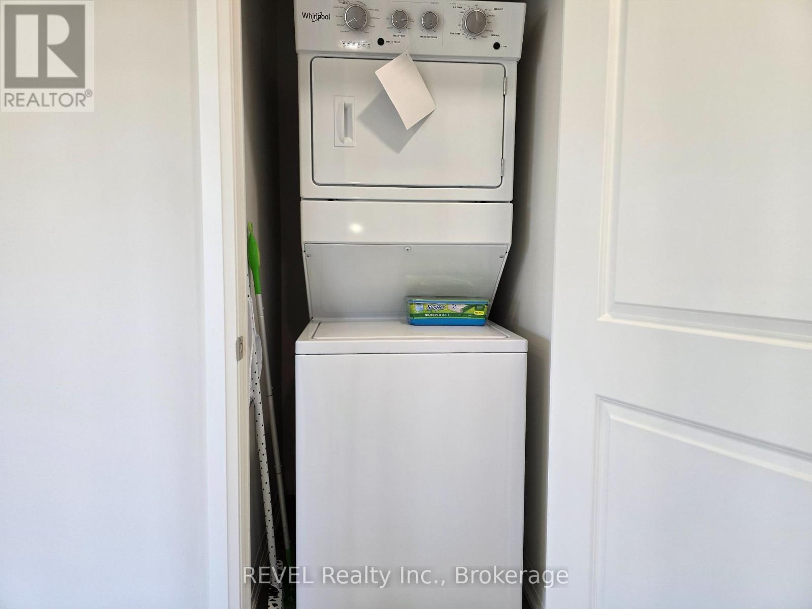140 - 50 Herrick Avenue, St. Catharines, Ontario  L2P 0G3 - Photo 11 - X12464838