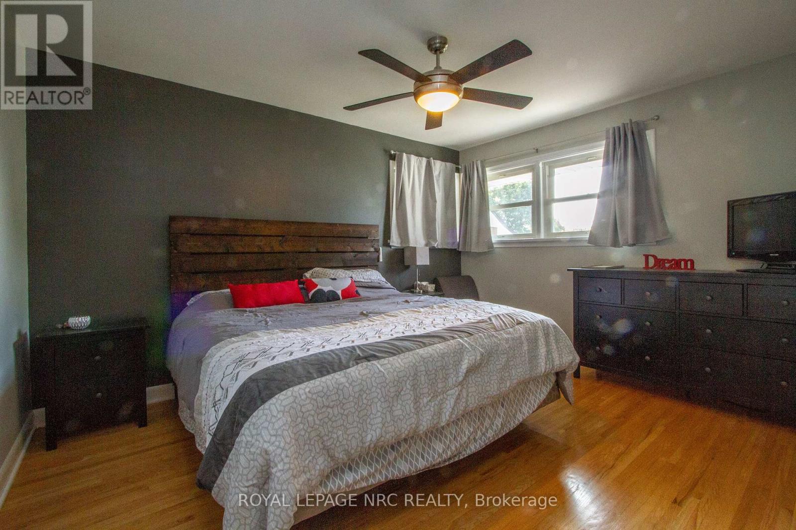 3639 Glenwood Place, Niagara Falls, Ontario  L2J 2W3 - Photo 15 - X12464865