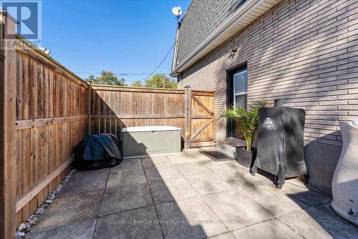 139 Bradley Street, St. Catharines, Ontario  L2T 1R8 - Photo 38 - X12464866