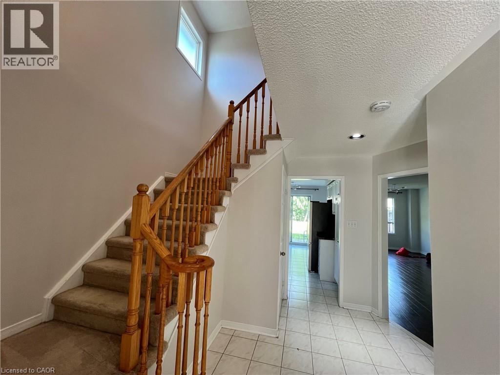 125 Hopewell Road, Oakville, Ontario  L6H 5Z1 - Photo 5 - 40762117