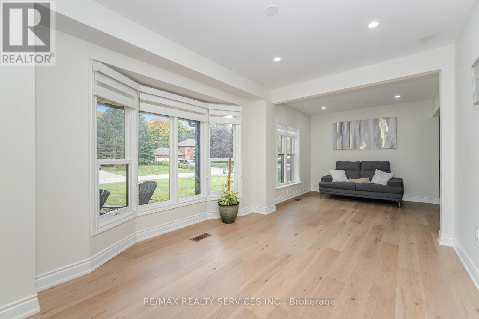 14 Snowberry Court, Caledon, Ontario  L7K 0B5 - Photo 6 - W12462982