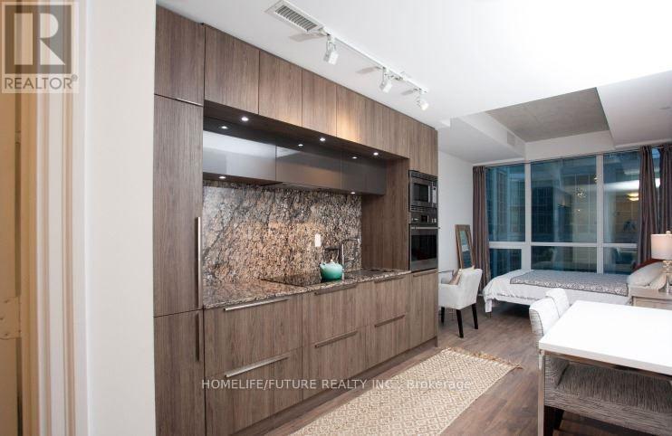 1308 - 88 Blue Jays Way, Toronto, Ontario  M5V 2G3 - Photo 6 - C12464459