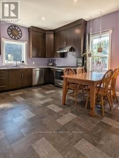 40 Goshen Street N, Bluewater, Ontario  N0M 2T0 - Photo 11 - X12463921