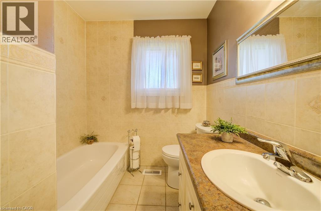 116 Boniface Avenue, Kitchener, Ontario  N2C 1L9 - Photo 16 - 40778795