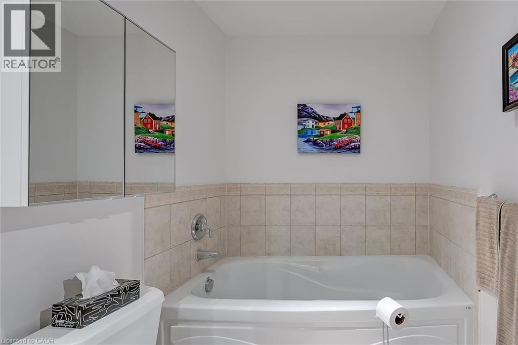 399 Elizabeth Street Unit# 210, Burlington, Ontario  L7R 0A4 - Photo 23 - 40777885
